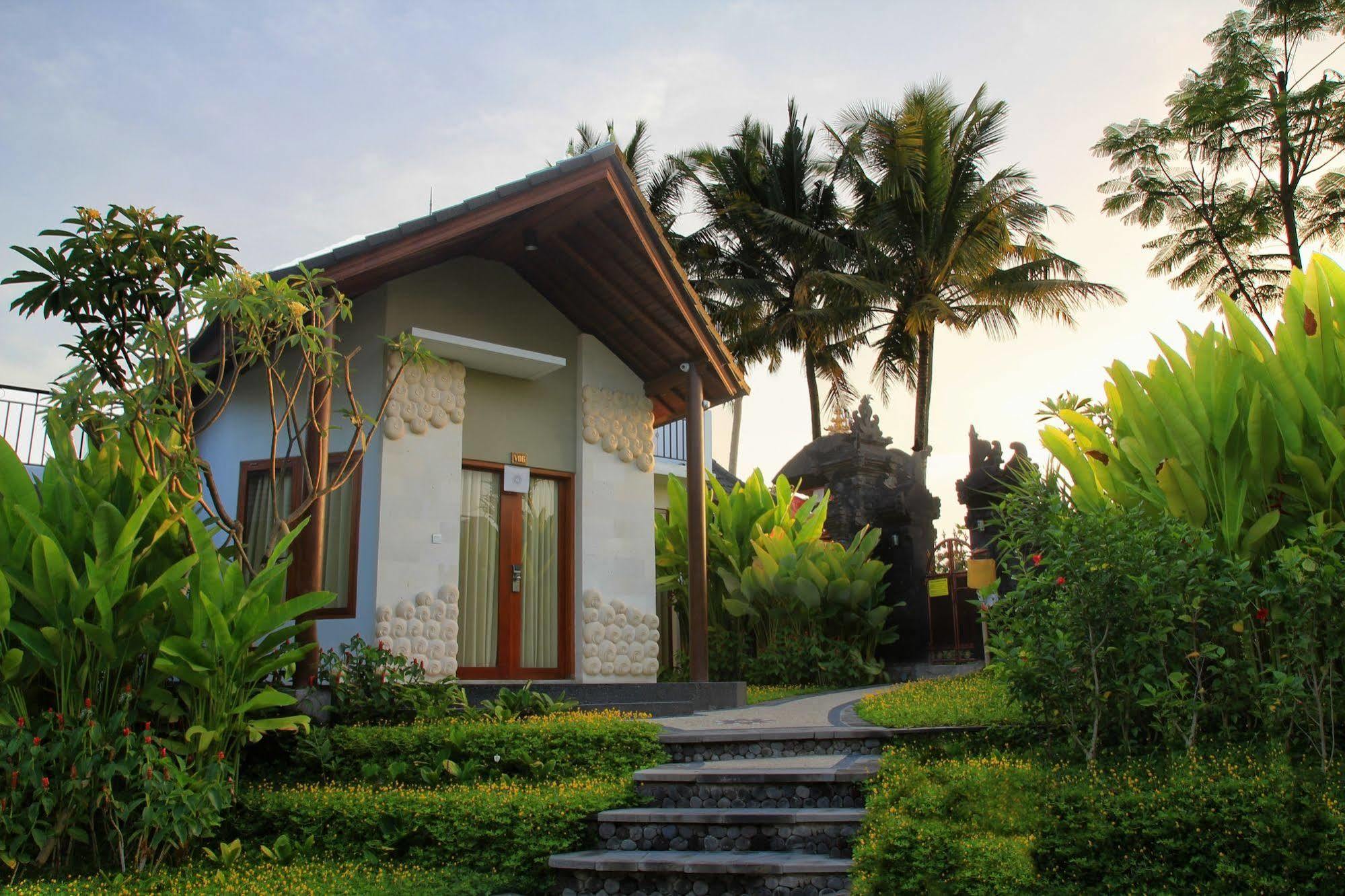 Hotel Bakung And Ubud